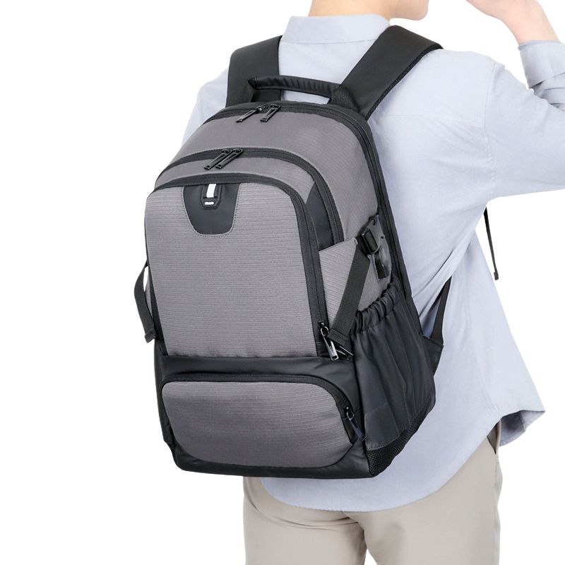 RUCSAC CU COMPARTIMENT LAPTOP 45 cm